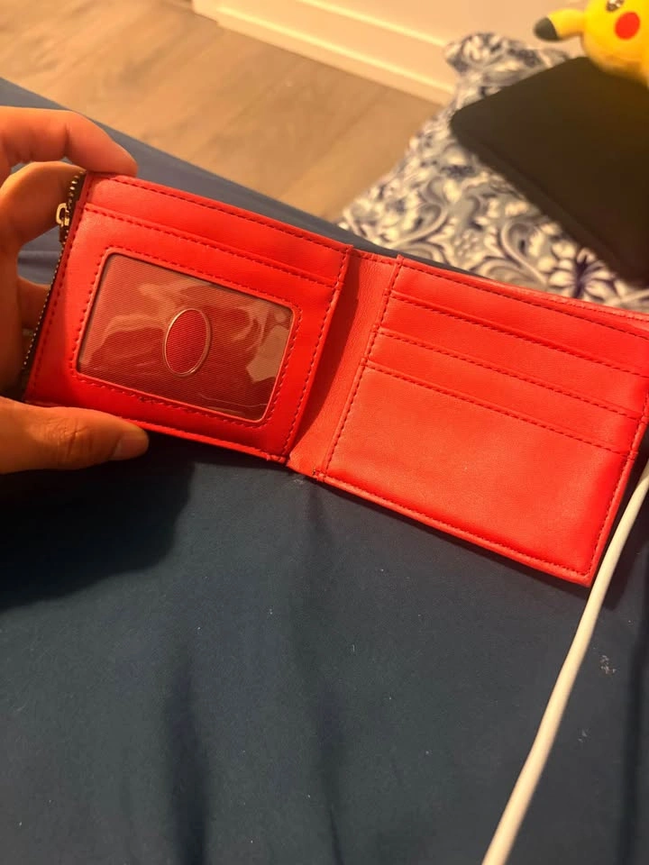 Men’s Guess Wallet! - photo 2