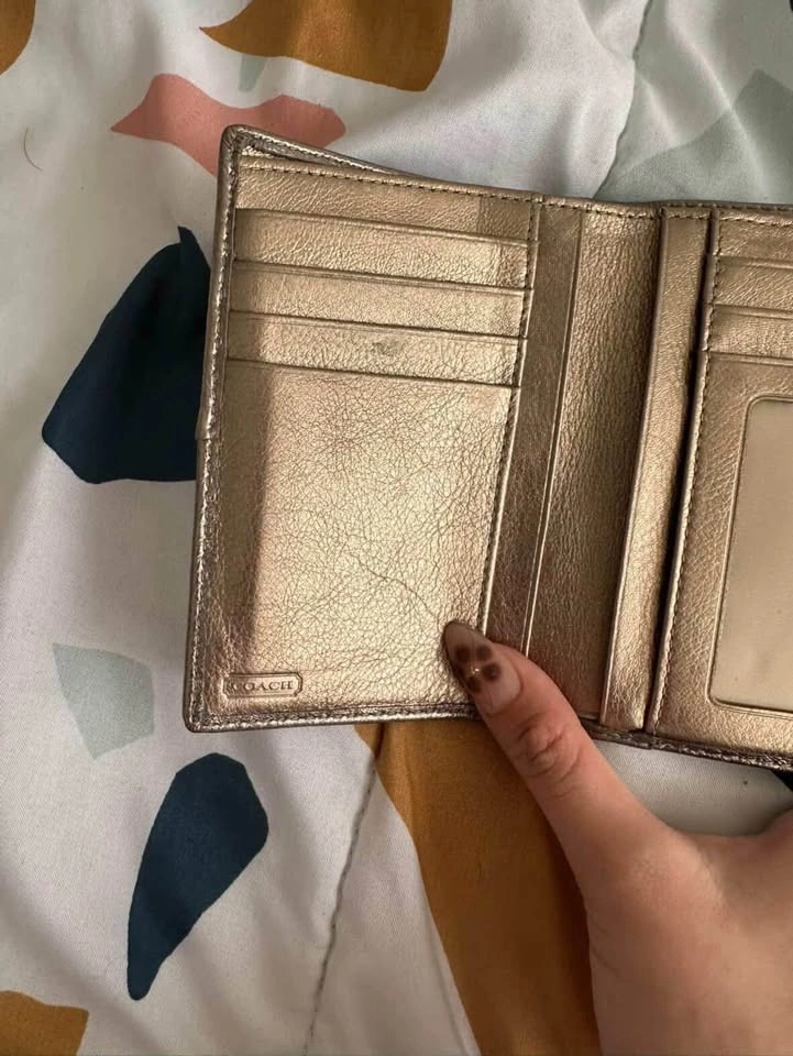 Coach Vintage Wallet - photo 4