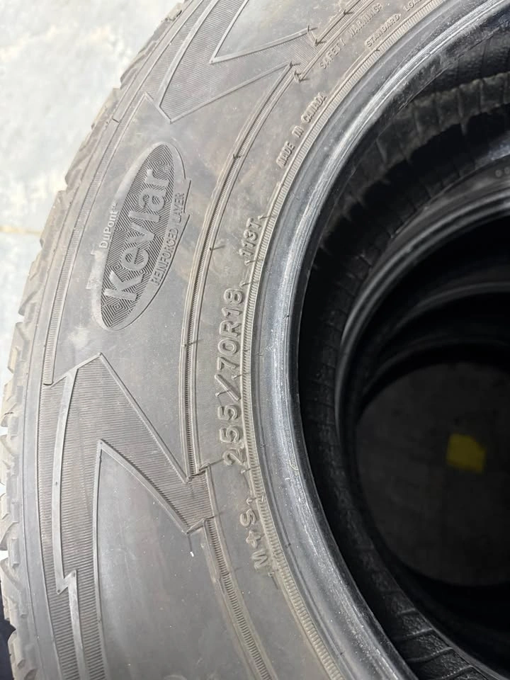 255/70/R18 Goodyear 4 tires - photo 2