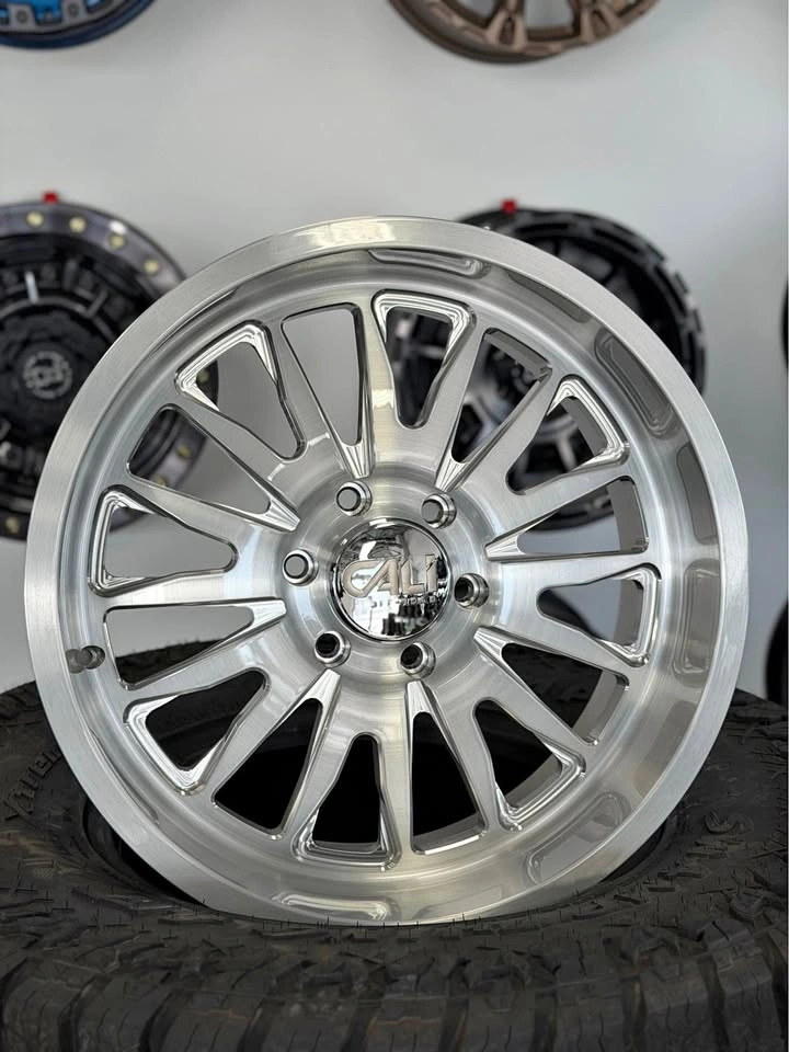 Cali Off-Road Summit 9110 Series Wheel - Polished/Brushed