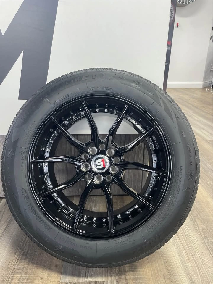 16" Wheel With 205/60/16 Zmax Tire - photo 4