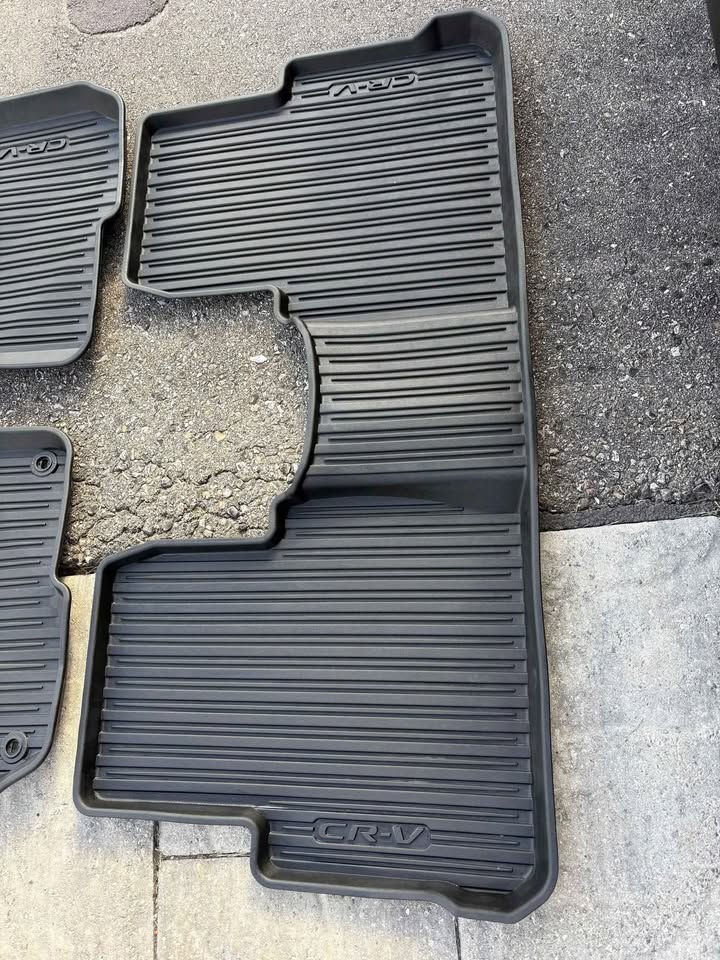 2017 TO 2022 Honda CR-V Floor Mats - photo 2