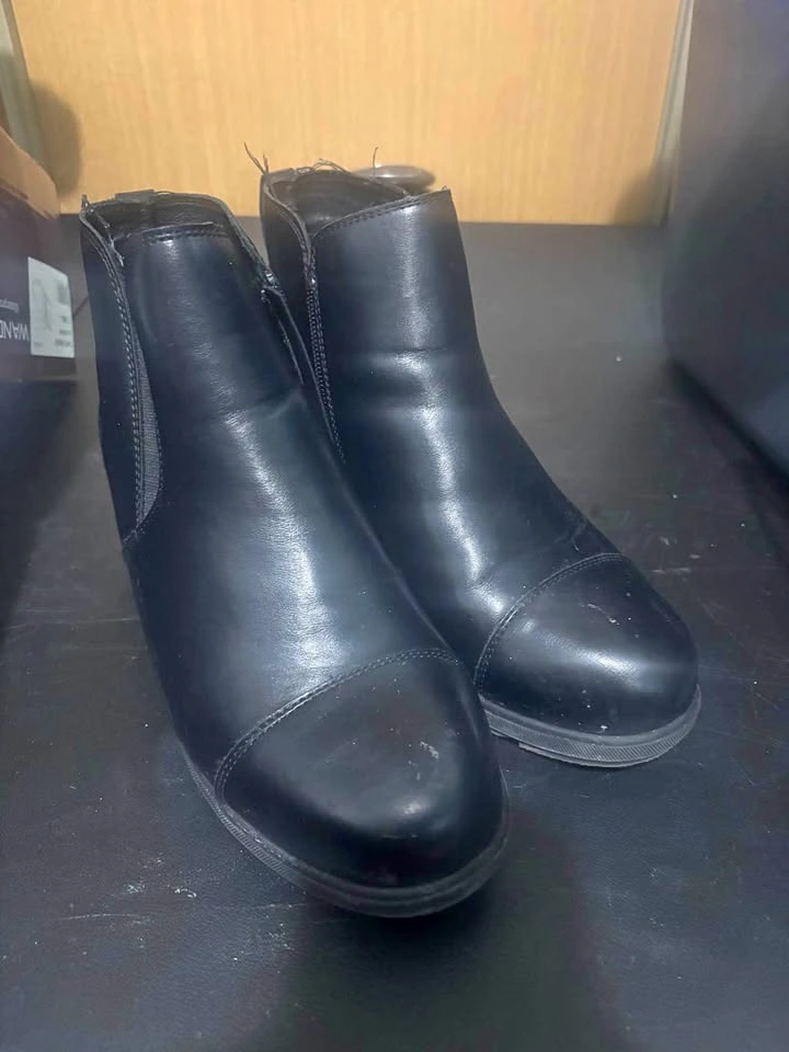 Bacia Women's Boots Size 9.5