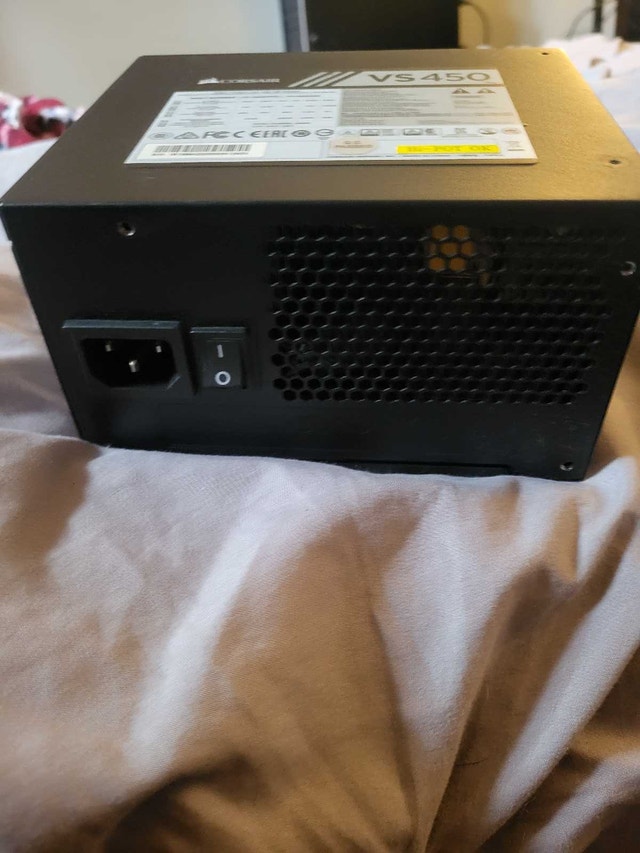 Corsair VS450 Power Supply - photo 2