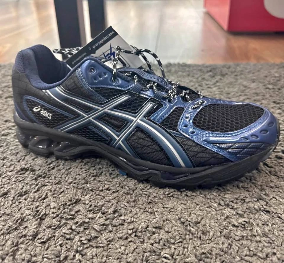Asics Gel Nimbus Black Blue