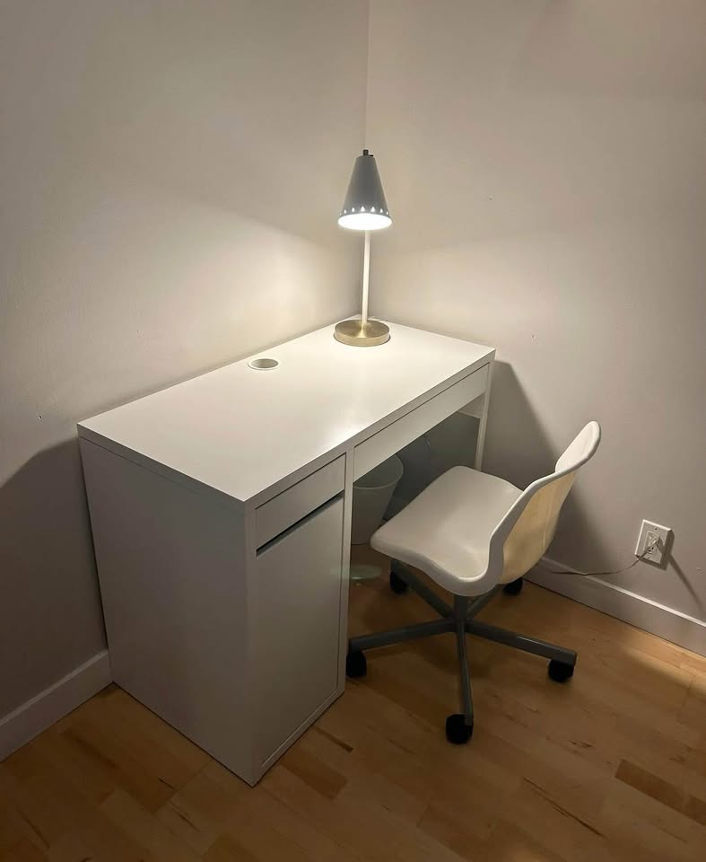 White Desk + Chair - photo 3