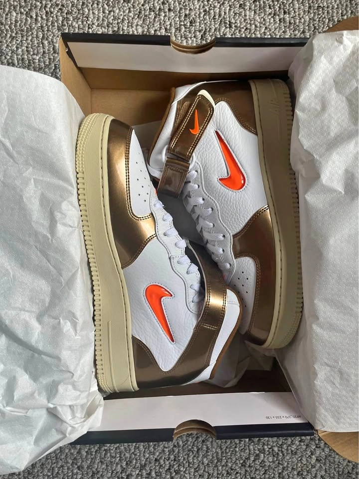 Air Force 1 Mid Ale Brown Size 11