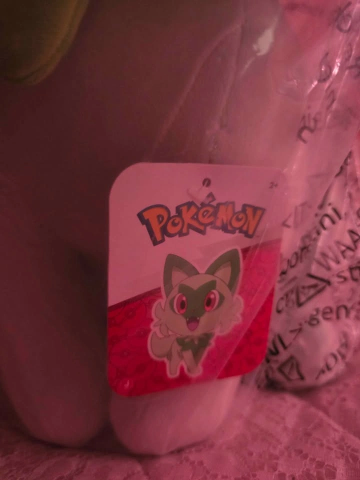 TAKING OFFERS♡Huge Pokemon Sprigatito Plushie!!! - photo 2