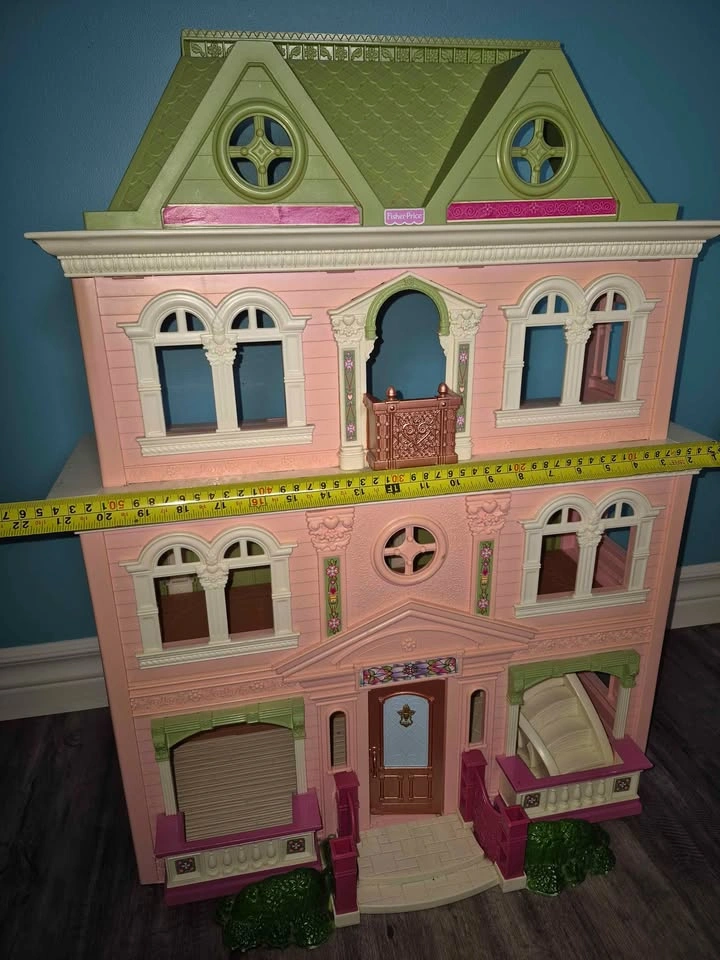 Fisher Price Mansion w Accessories - photo 3