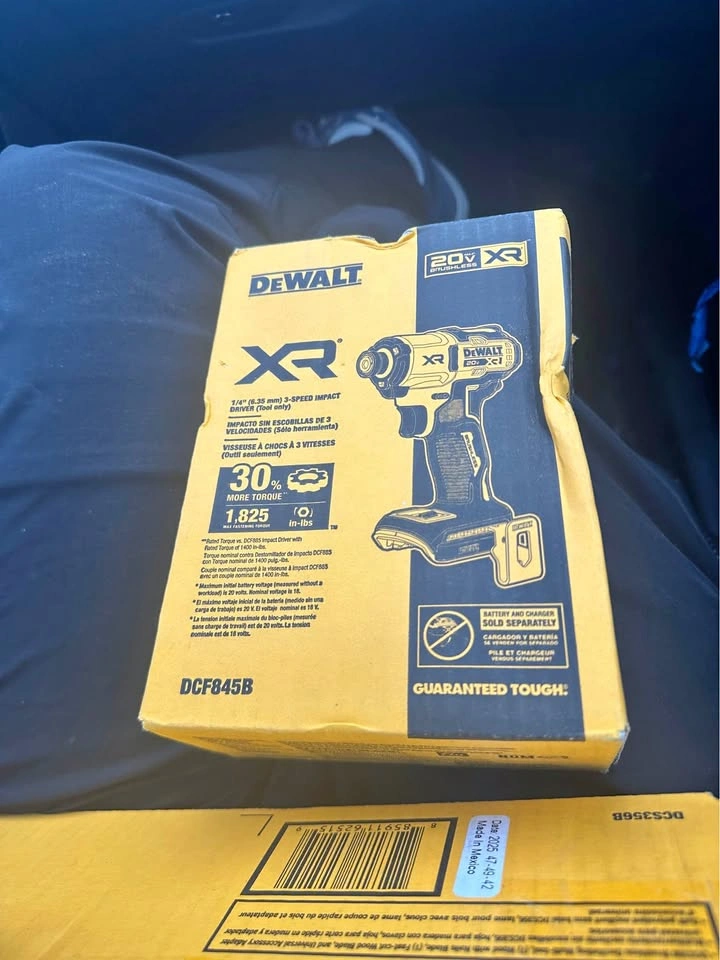 DEWALT 20V MAX XR Brushless Cordless Impact Driver (Tool Only)