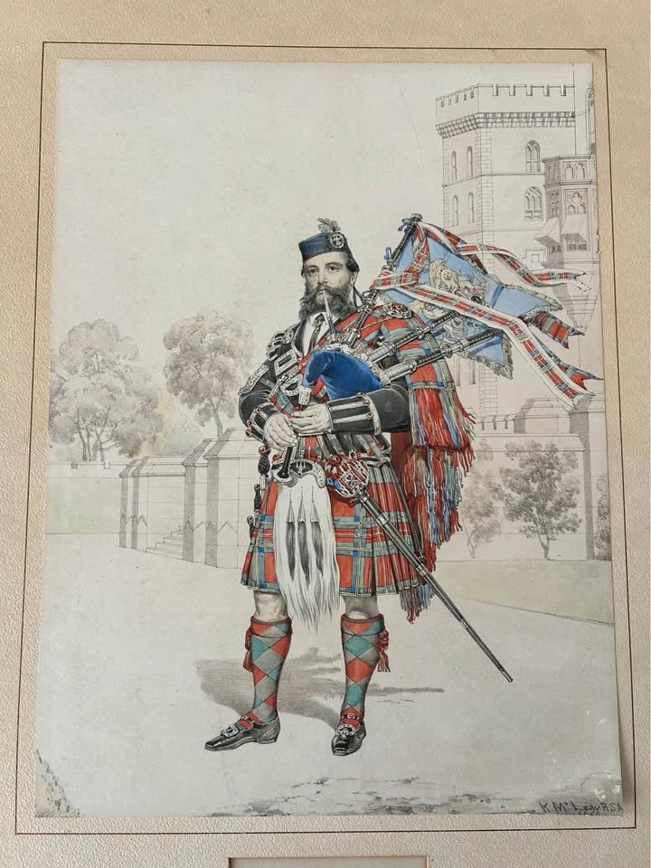 Antique 1870 Kenneth MacLeay Lithograph - Queen Victoria's Piper - photo 5