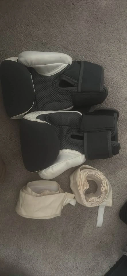 Boxing gloves - photo 3