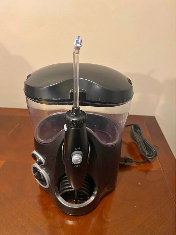 Water Flosser Oral Irrigator with Multiple Tips