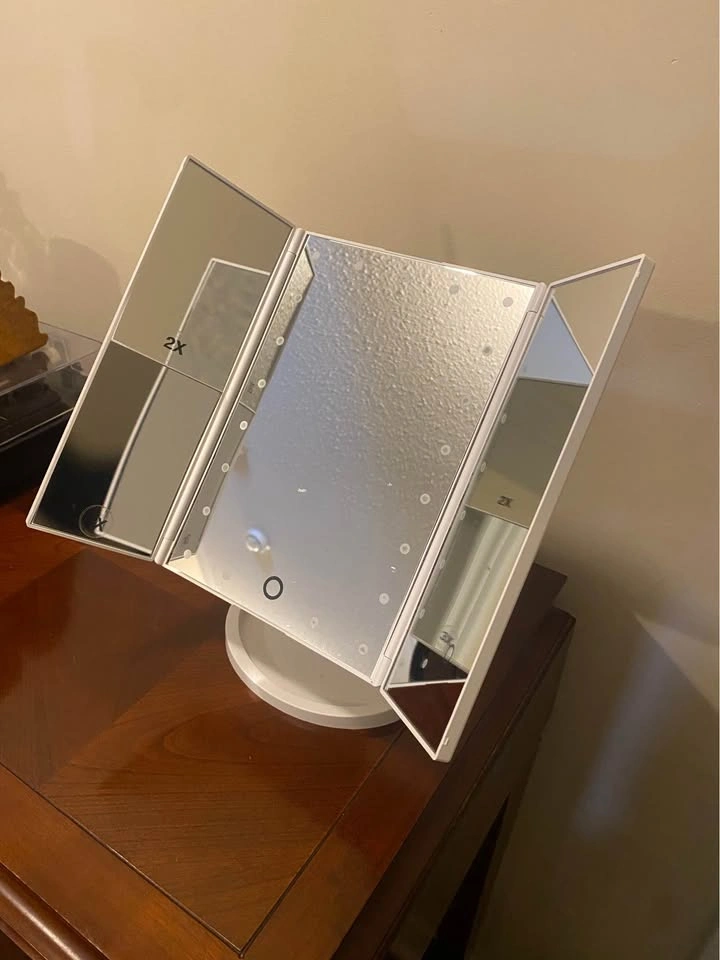 LED Vanity Mirror with Lights - Trifold + 10x Magnifying - photo 2