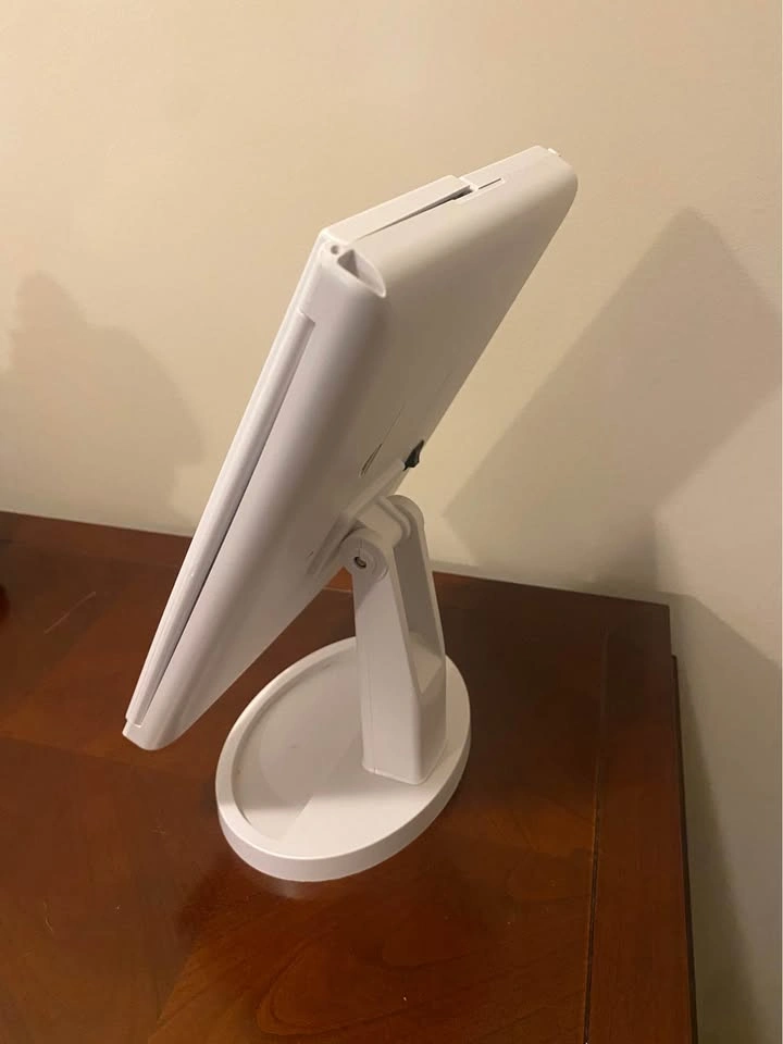 LED Vanity Mirror with Lights - Trifold + 10x Magnifying - photo 5