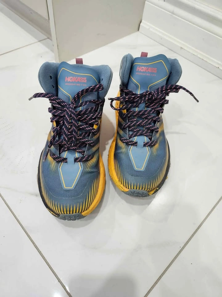 HOKA Kids Shoes - 1 Pair - US Size 7 - photo 2