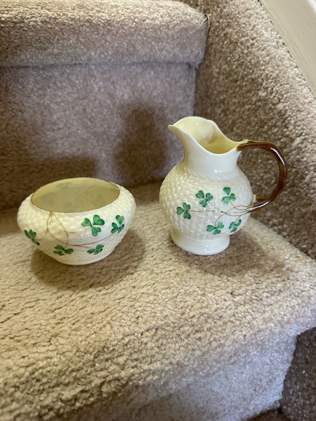 Irish creamer and sugar