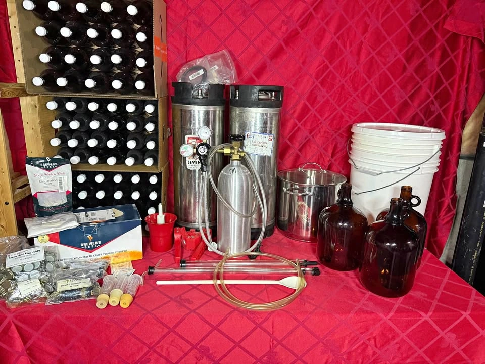 Complete Home Brewing Setup w/ Kegs & CO2 Tank