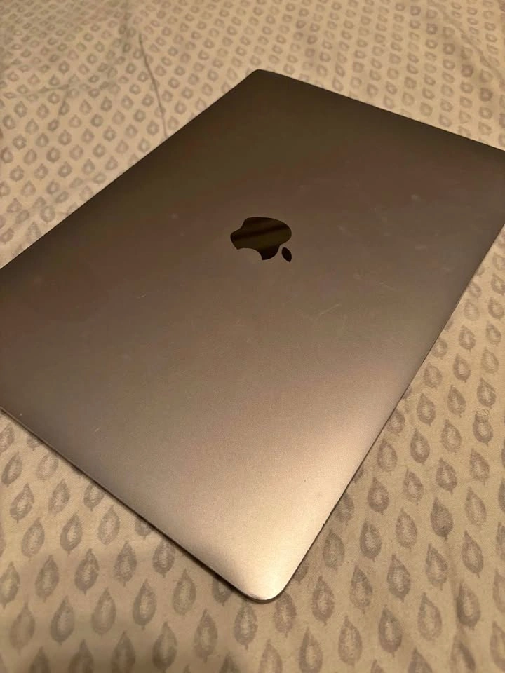 2019 MacBook Pro 13 inch