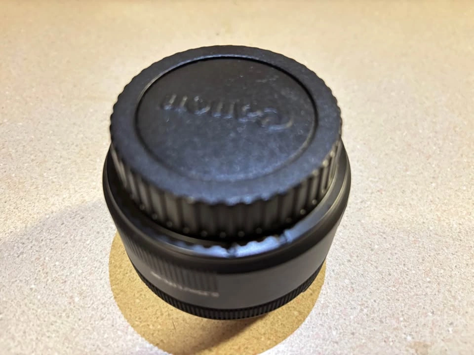 Canon STM 50mm EF lens - photo 4