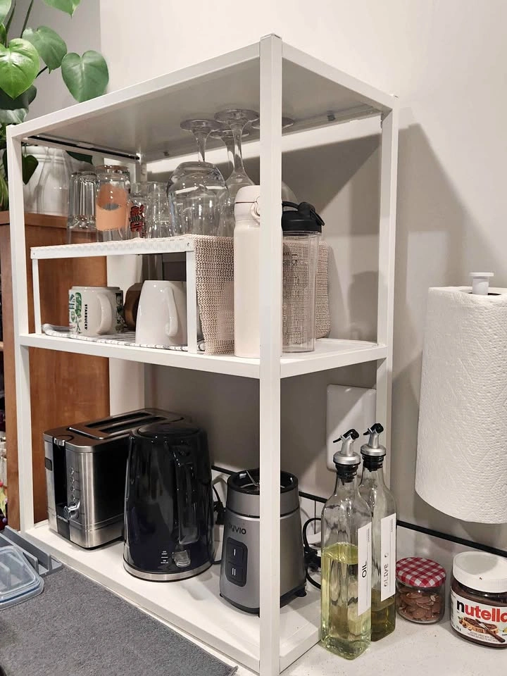 2-tier metal shelf - Moving sale
