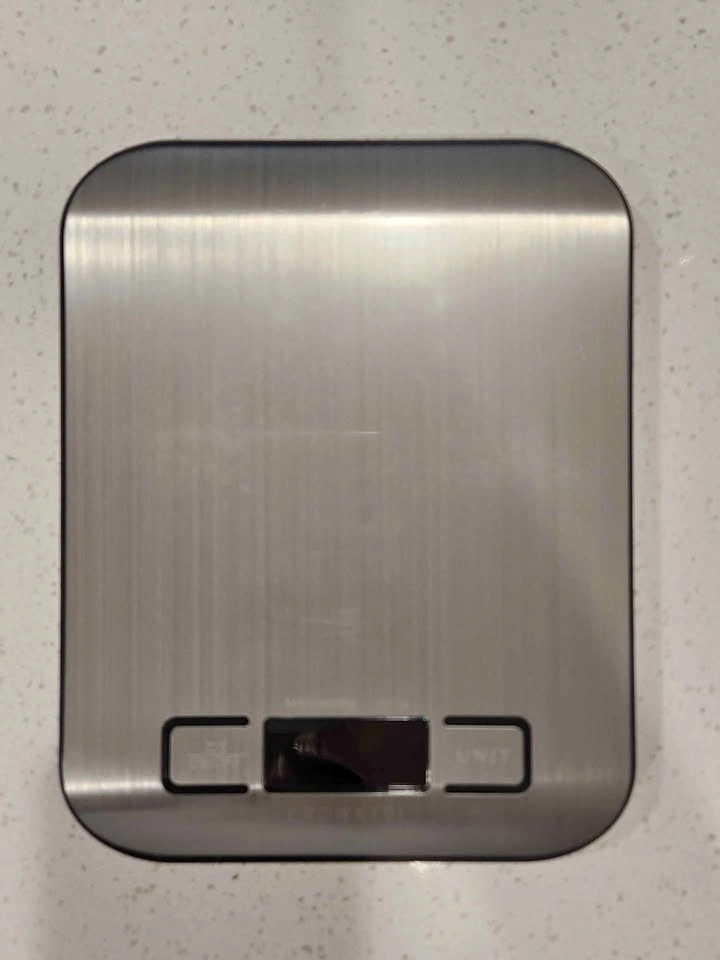 Digital kitchen scale - Moving sale