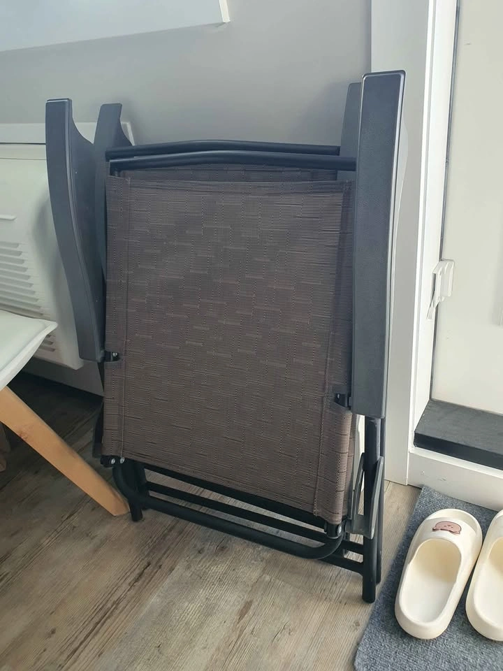 Balcony/Garden table set - Moving Sale - photo 3