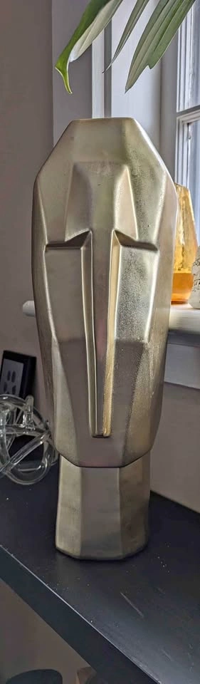 Gold Face Statue Decor