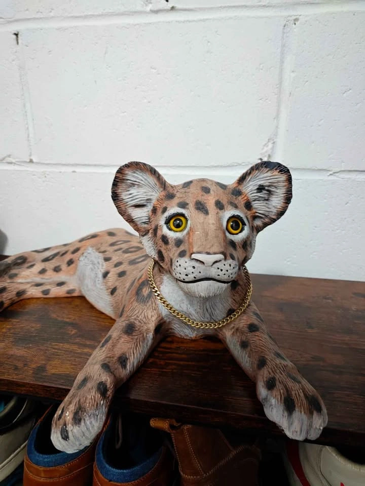 Vintage 1984 Cheetah Cat Ceramic Handmade Sculpture - photo 2
