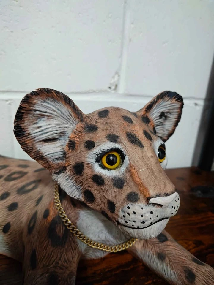 Vintage 1984 Cheetah Cat Ceramic Handmade Sculpture - photo 3