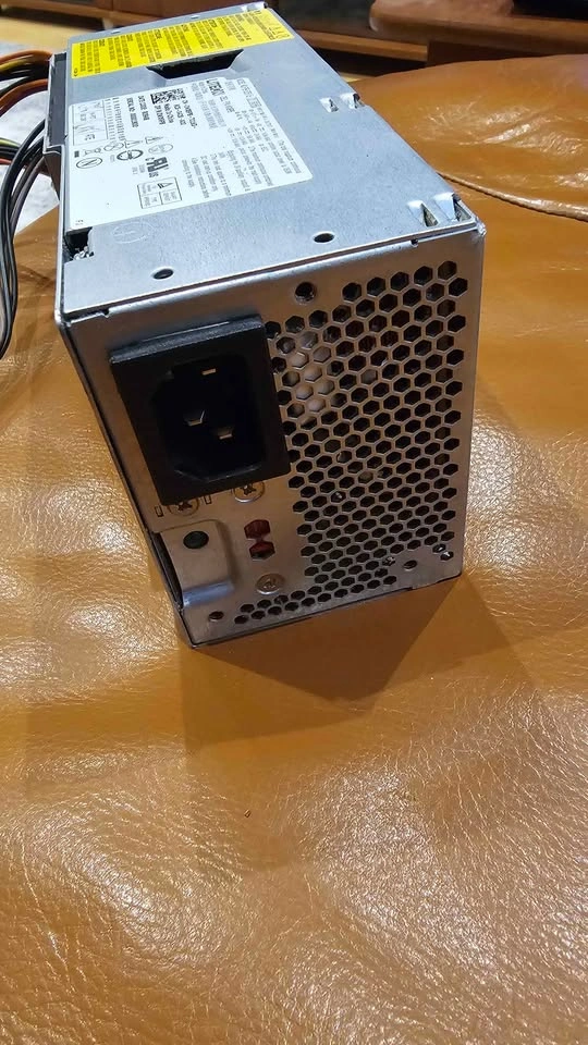 Dell Slim Power Supply 250W - photo 4