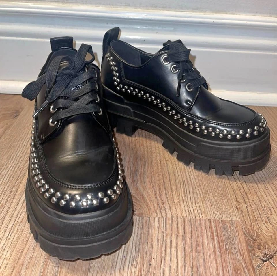 Buffalo London Black Faux Leather Platform Loafers Size 37 - photo 2