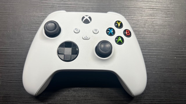 Xbox Wireless Controller - white