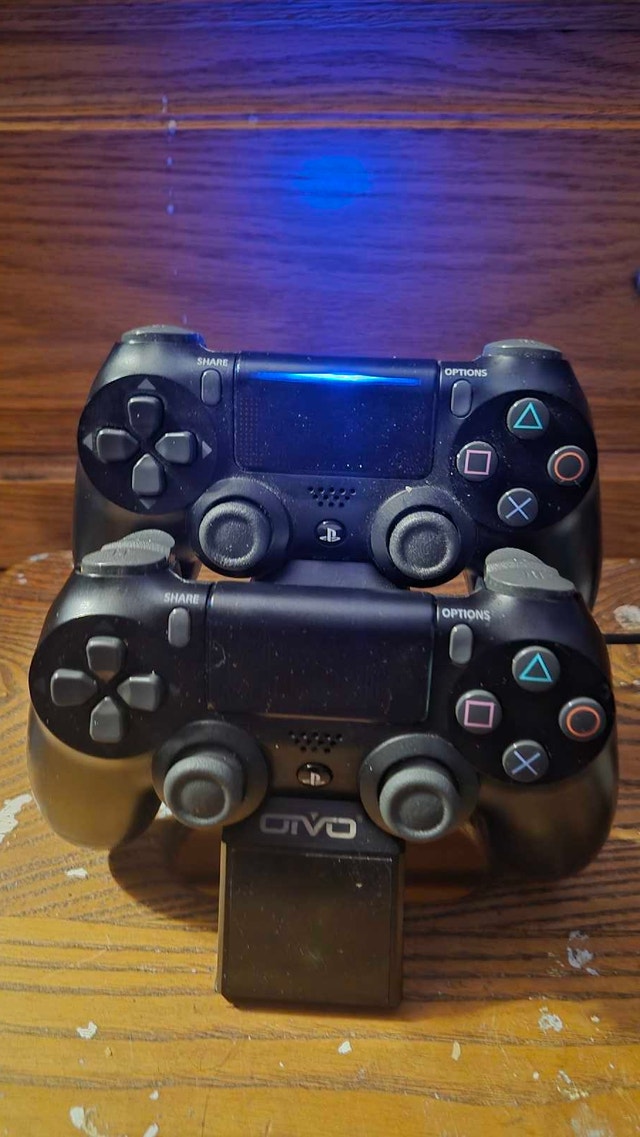 Complete PS4+PSVR bundle. 1TB internal+500GB ext hdd +16 games. - photo 5