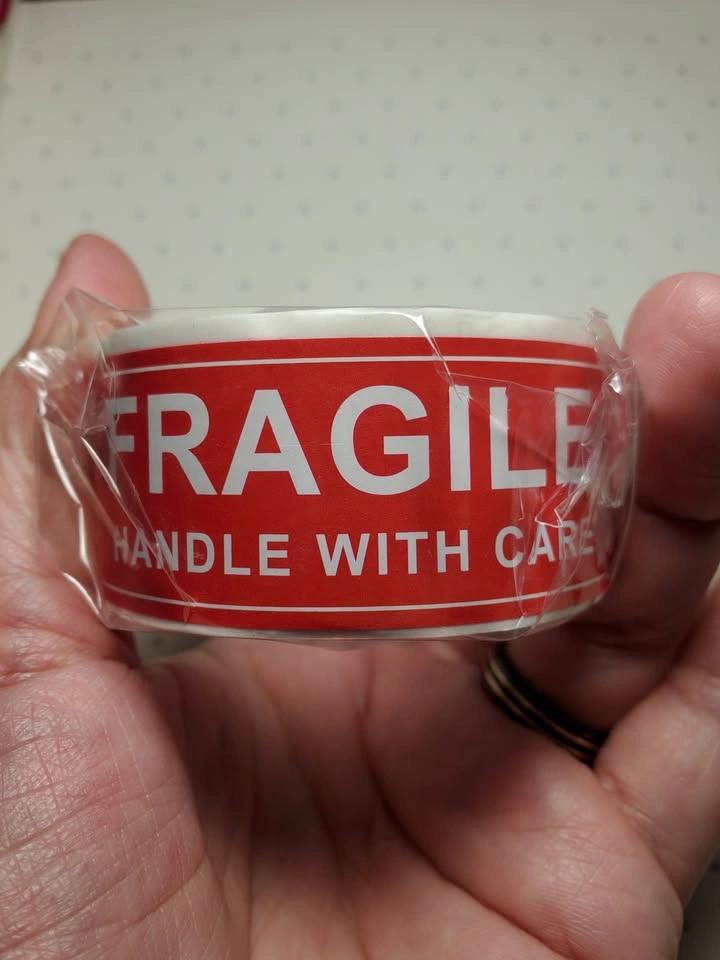 FRAGILE HANDLE WITH CARE STICKERS LABELS 3"X1"X150 per Roll - photo 2