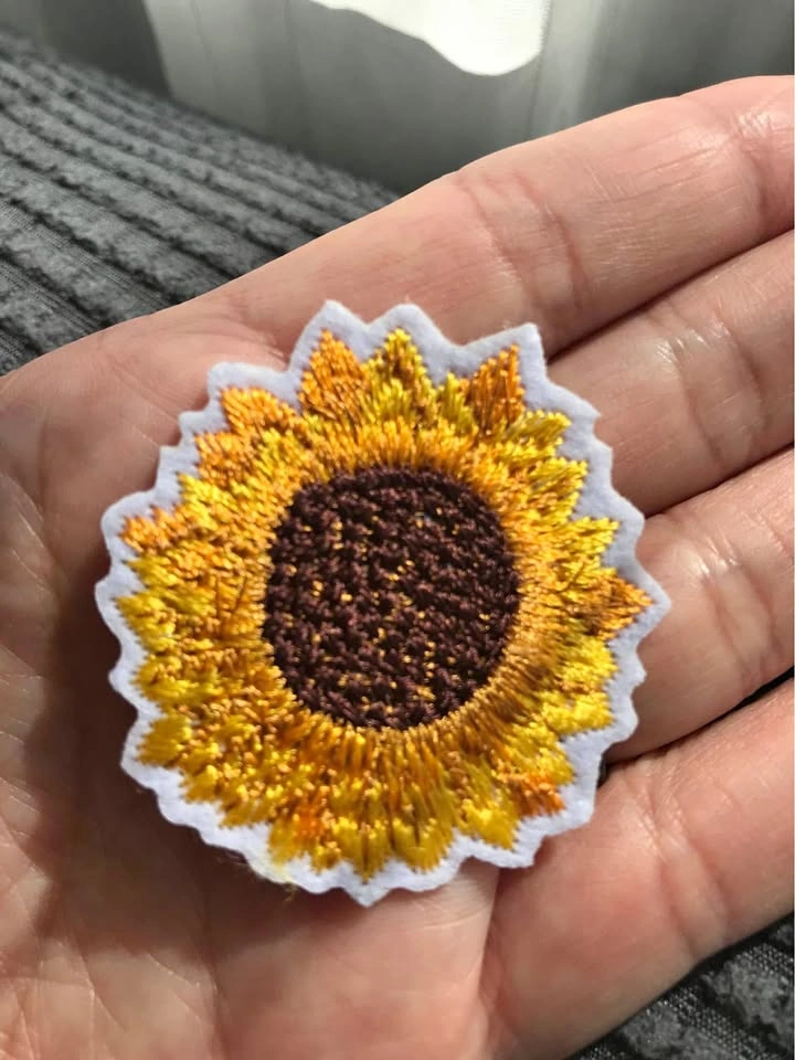 SUNFLOWER 🌻 IRON ON OR SEW ON PATCH 4.5x4 cm