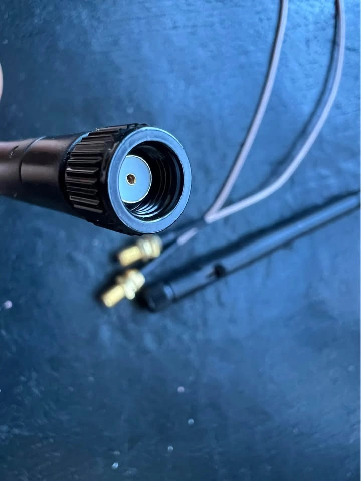 2 WiFi Antennas with 2 Pigtail Cables SMA U.FL - photo 3
