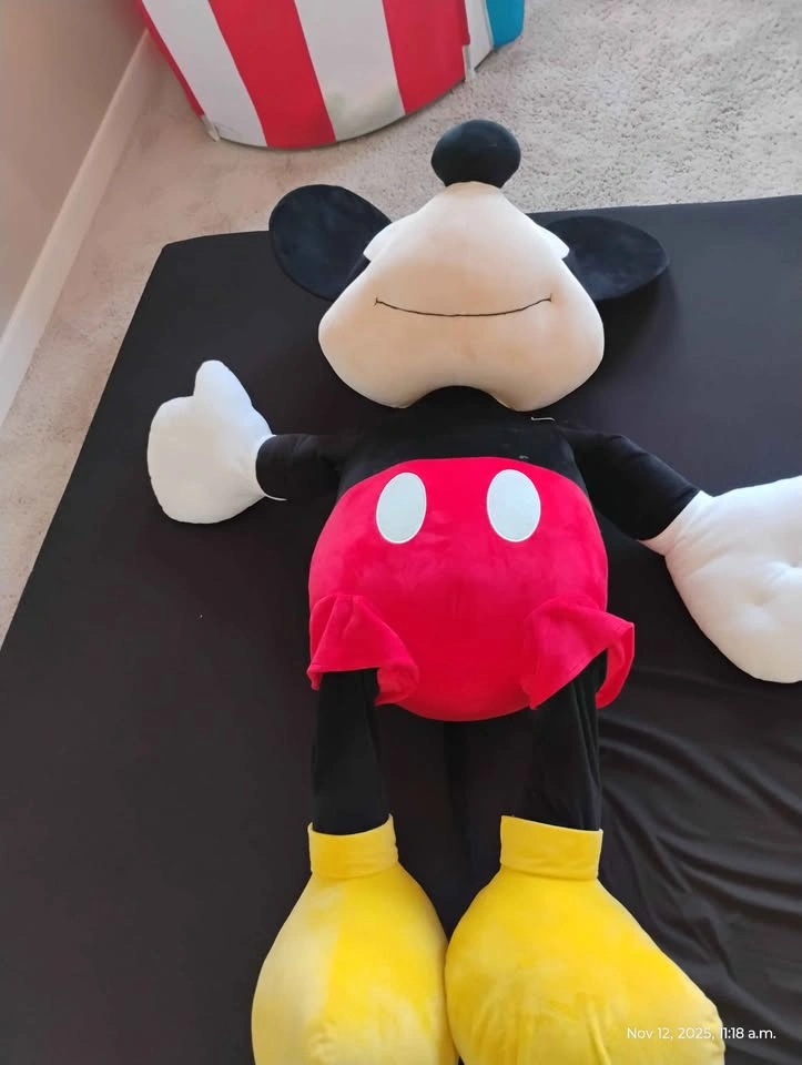 53 inch plush Mickey mouse - photo 2