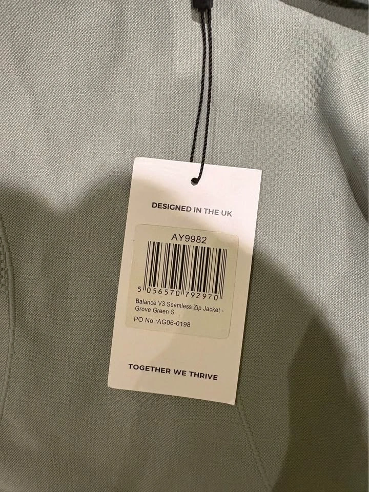 AYBL cropped zip - Size XS - photo 4