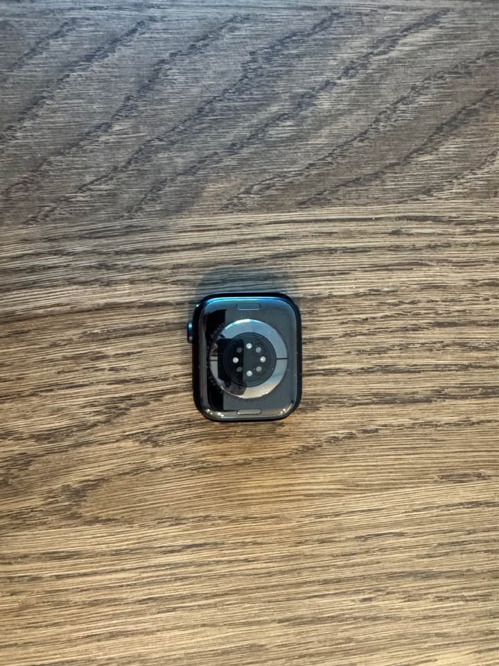 Apple Watch Series 7 – 45mm GPS, Black Band – $190 - photo 5