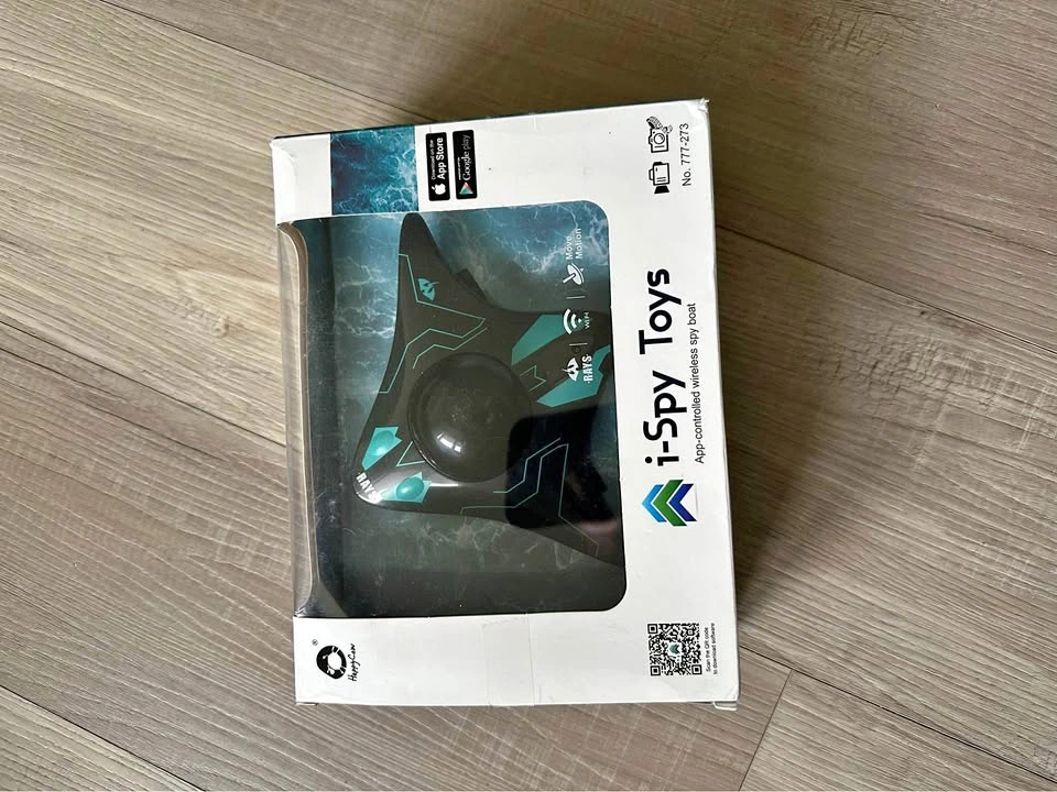 Remote controlled toy boat with underwater camera