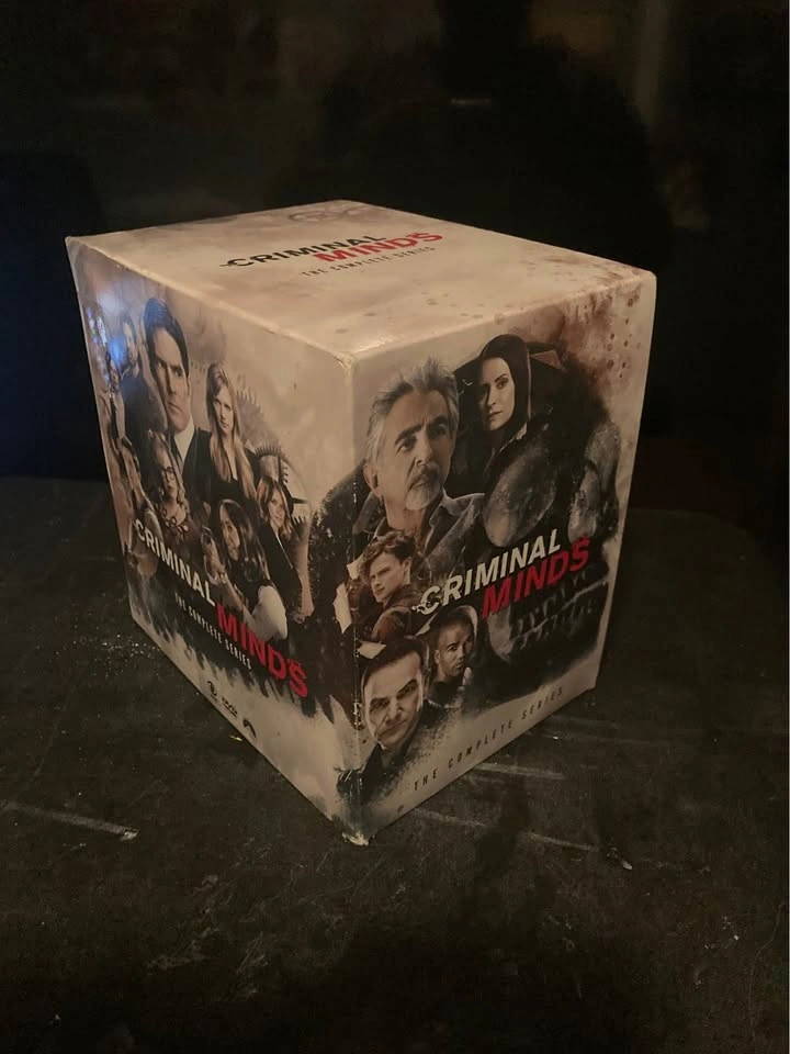 Criminal Minds DVD Boxset Seasons 1-15 - photo 3