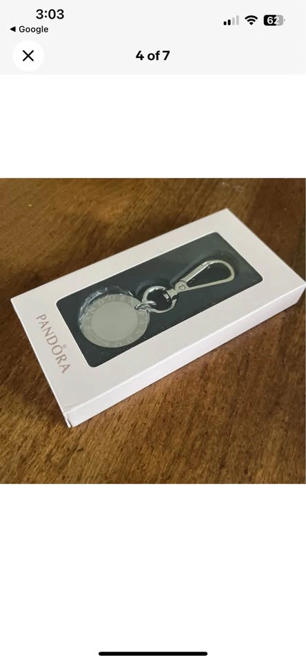 BNIB✨Pandora Silver Keychain Accessory - photo 2