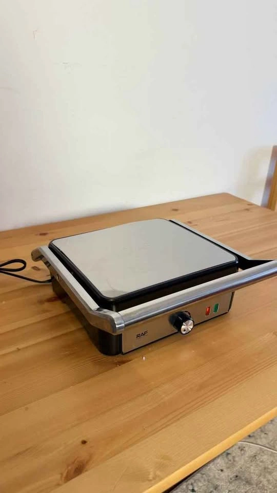 The Rock 1200W Panini Press - photo 5