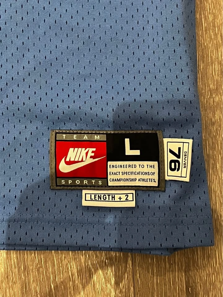 Vintage Team Nike Carmelo Anthony Jersey - photo 3