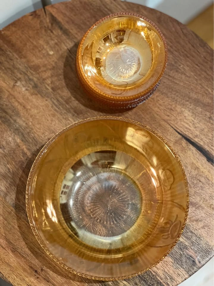 Vintage Jeannette Glass Iris & Herringbone Marigold Serving Bowl - photo 3