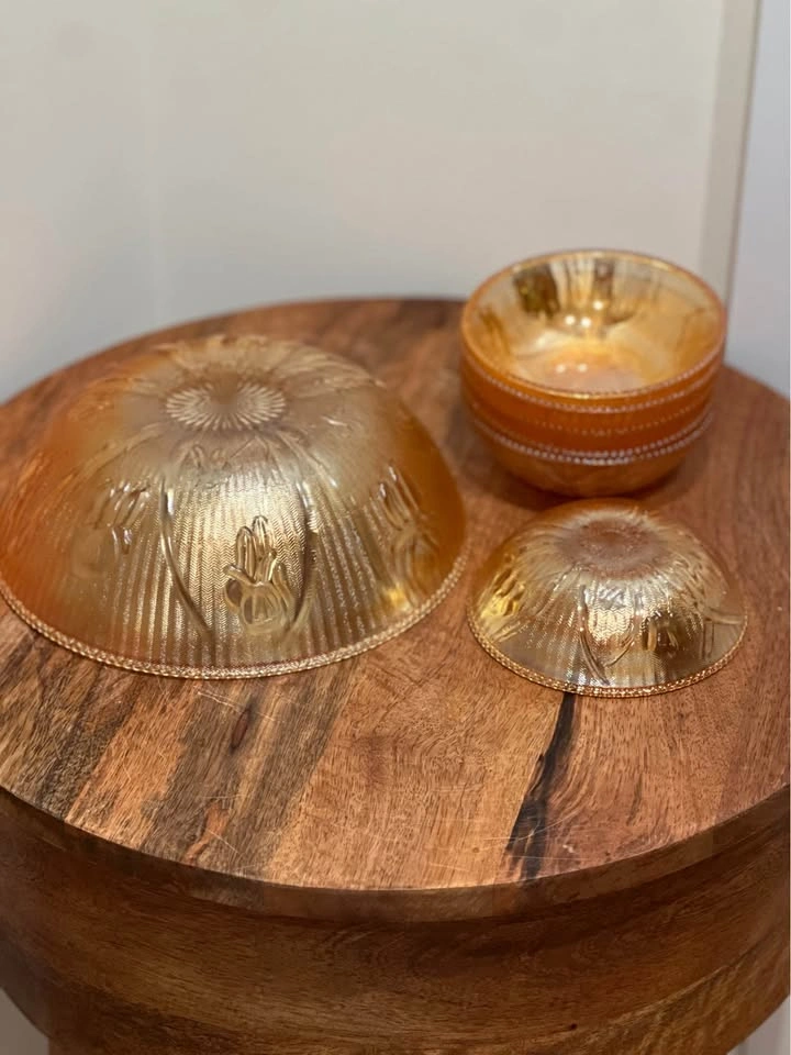 Vintage Jeannette Glass Iris & Herringbone Marigold Serving Bowl - photo 4