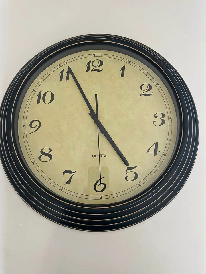 Big clock- diameter 16”