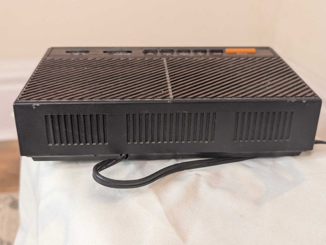 Vintage Pulser Clock Radio/Alarm - photo 4