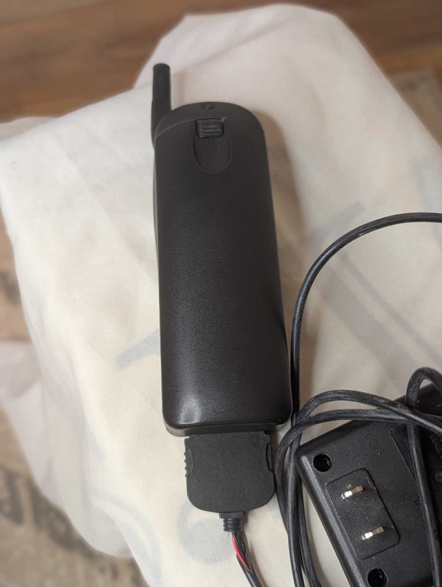 Qualcom QCP-2700 vintage cellphone - photo 3